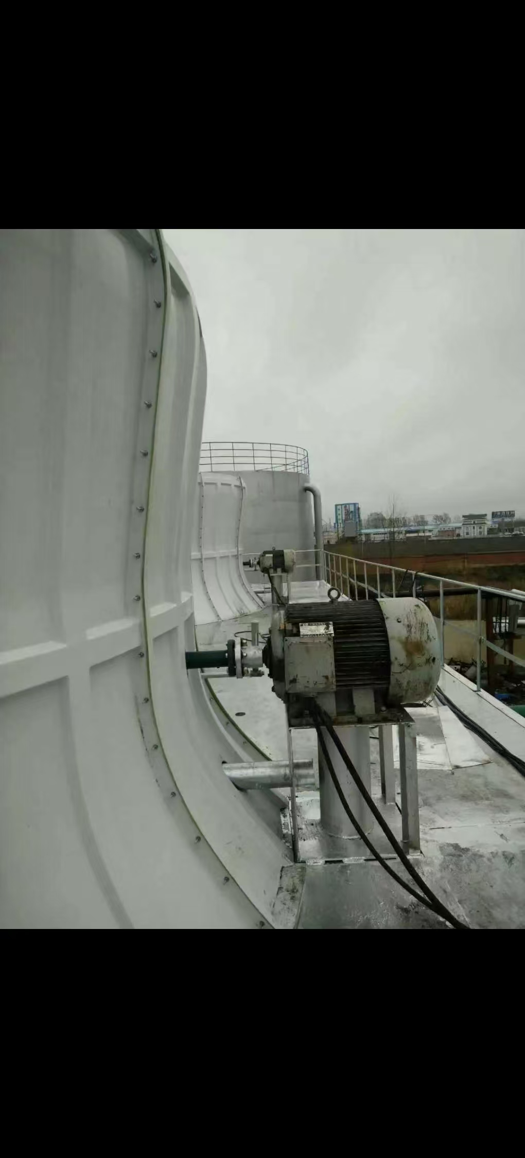 玻璃钢塔器-搅拌 / 循环驱动装置